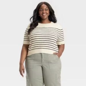 Plus size Universal Thread Striped Cream and Black Knit sweater size 1X.